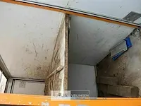 Lichte vracht iveco met kipbak - afbeelding 21 van  22