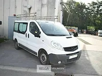 Lichte vracht opel vivaro 2,5cd 2009