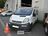 Lichte vracht opel vivaro 2,5cdi 2004 - afbeelding 2 van  5