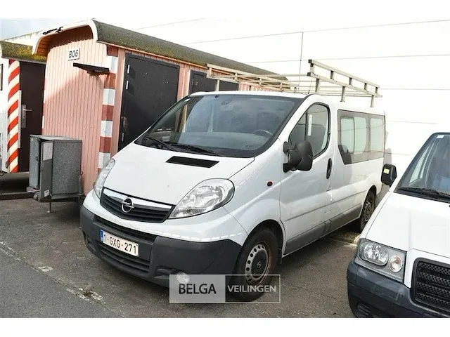Lichte vracht opel vivaro,2,5cd 2009 - afbeelding 2 van  6