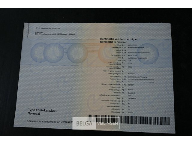 Lichte vrachtauto mercedes 313 cdi sprinter - afbeelding 17 van  28