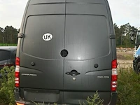 Lichte vrachtauto mercedes sprinter - afbeelding 3 van  16