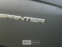 Lichte vrachtauto mercedes sprinter - afbeelding 4 van  16