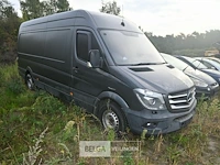 Lichte vrachtauto mercedes sprinter - afbeelding 16 van  16