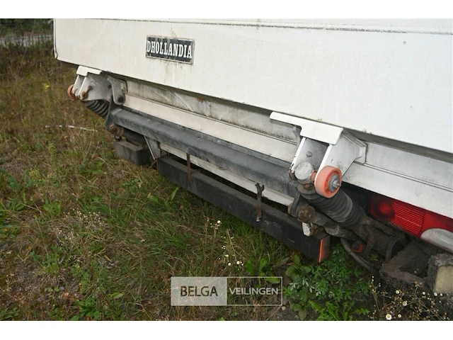 Lichte vrachtauto mercedes sprinter - afbeelding 4 van  15