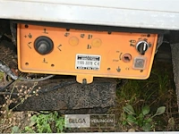 Lichte vrachtauto mercedes sprinter - afbeelding 6 van  15