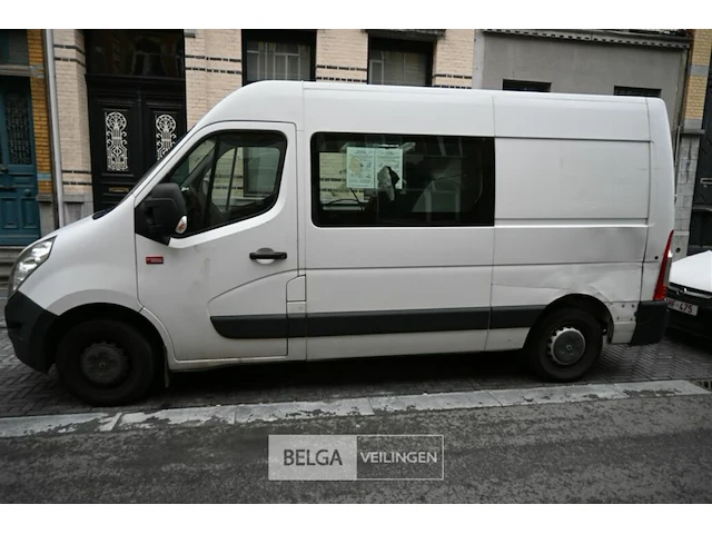 Lichte vrachtauto renault master - afbeelding 1 van  27