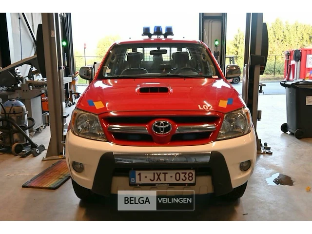 Lichte vrachtauto toyota - afbeelding 11 van  17