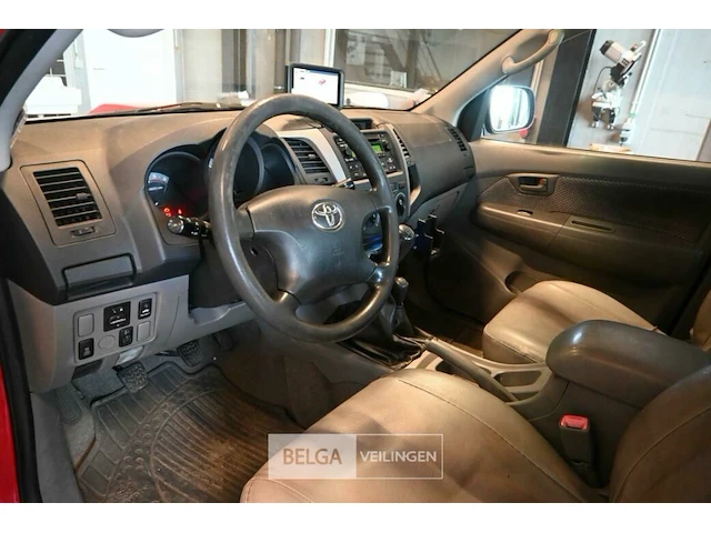 Lichte vrachtauto toyota - afbeelding 17 van  17