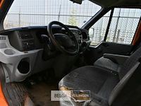 Lichte vrachtauto - afbeelding 13 van  22