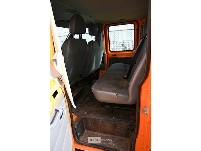 Lichte vrachtauto - afbeelding 17 van  22