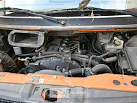 Lichte vrachtauto - afbeelding 18 van  22