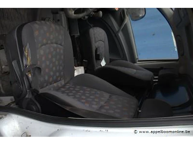 Lichte vrachtw. mercedes vito,diesel,2148cm³,70kw, 1e inschr 24/10/07,wdf63960313374785,km ng (laatste kmstand vlgs keuring dd 23/09/19: 265150),co²-uitstoot ng,eurong,kenteken i (ii ontbeekt),gelijkvormigheidsattest,keuring tot 23/9/20,1sleutel - afbeelding 5 van  20