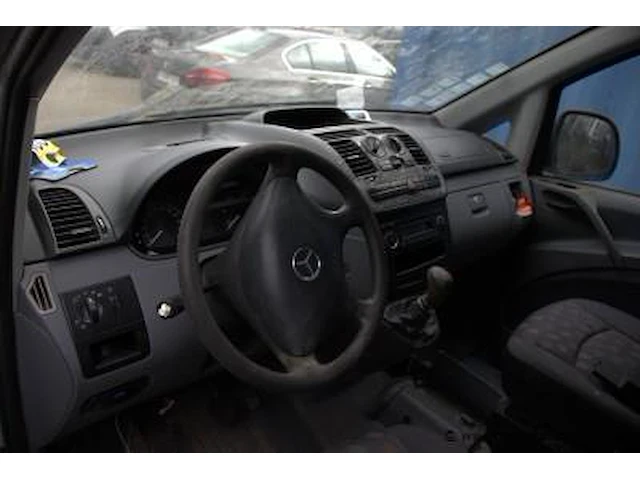 Lichte vrachtw. mercedes vito,diesel,2148cm³,70kw, 1e inschr 24/10/07,wdf63960313374785,km ng (laatste kmstand vlgs keuring dd 23/09/19: 265150),co²-uitstoot ng,eurong,kenteken i (ii ontbeekt),gelijkvormigheidsattest,keuring tot 23/9/20,1sleutel - afbeelding 6 van  20