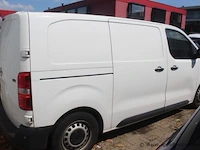 Lichte vrachtw. opel vivaro,diesel,1499cm³,88kw, 1e inschr 26/5/20, vxebyhvklz013037, km ,co²-uitstoot ng,euro6d-isc,kenteken i (ii ontbeekt),zonder gelijkvormigheidsattest,keuring tot 29/5/25, 1sleutel - afbeelding 8 van  11