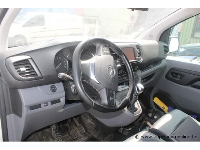 Lichte vrachtw. opel vivaro,diesel,1499cm³,88kw, 1e inschr 26/5/20, vxebyhvklz013037, km ,co²-uitstoot ng,euro6d-isc,kenteken i (ii ontbeekt),zonder gelijkvormigheidsattest,keuring tot 29/5/25, 1sleutel - afbeelding 11 van  11