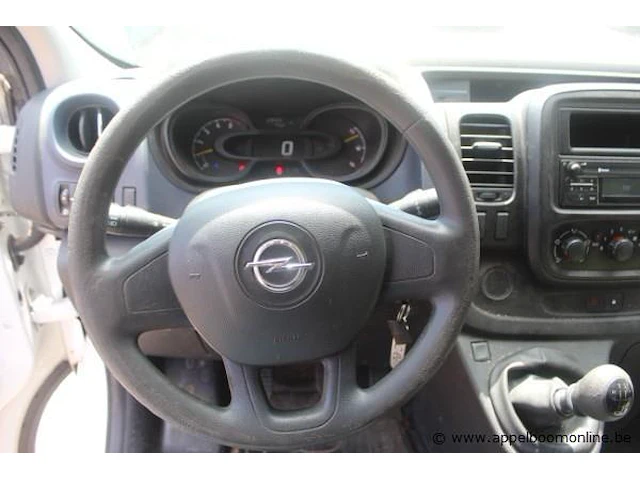 Lichte vrachtw. opel vivaro,diesel,1598cm³,66kw, 1e inschr 20/4/15, w0l4f7002fv623228, 228400km ,co²-uitstoot 170g/km,euro5b,kenteken i+ii,gelijkvormigheidsattest,keuring tot 22/4/25, 1sleutel - afbeelding 2 van  14