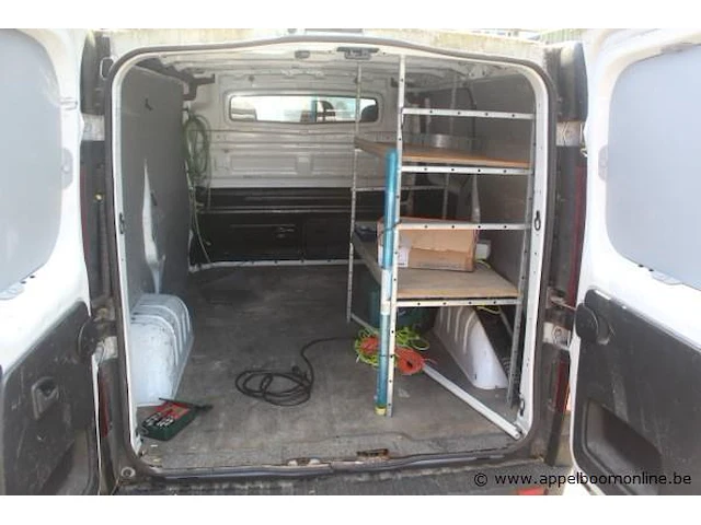 Lichte vrachtw. opel vivaro,diesel,1598cm³,66kw, 1e inschr 20/4/15, w0l4f7002fv623228, 228400km ,co²-uitstoot 170g/km,euro5b,kenteken i+ii,gelijkvormigheidsattest,keuring tot 22/4/25, 1sleutel - afbeelding 13 van  14