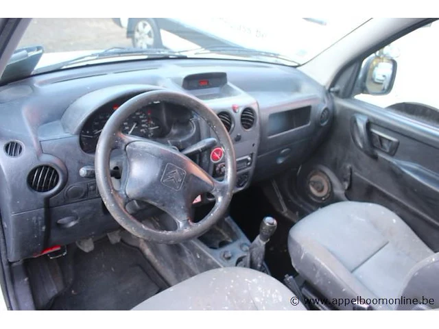 Lichte vrachtwagen citroen berlingo, benzine, 1360cm³, 55kw, 1e inschr 11/04/06, vf7gbkfwc9420853, 95868km,co²-uitstoot ng, euro4, kentekenbewijs, gelijkvormigheidsattest,keuring tot 28/04/25, 2sleutels - afbeelding 7 van  20
