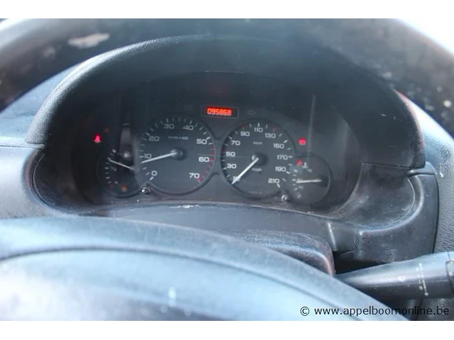 Lichte vrachtwagen citroen berlingo, benzine, 1360cm³, 55kw, 1e inschr 11/04/06, vf7gbkfwc9420853, 95868km,co²-uitstoot ng, euro4, kentekenbewijs, gelijkvormigheidsattest,keuring tot 28/04/25, 2sleutels - afbeelding 8 van  20