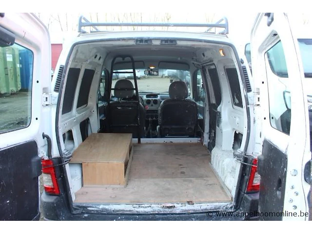 Lichte vrachtwagen citroen berlingo, benzine, 1360cm³, 55kw, 1e inschr 11/04/06, vf7gbkfwc9420853, 95868km,co²-uitstoot ng, euro4, kentekenbewijs, gelijkvormigheidsattest,keuring tot 28/04/25, 2sleutels - afbeelding 13 van  20