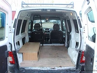Lichte vrachtwagen citroen berlingo, benzine, 1360cm³, 55kw, 1e inschr 11/04/06, vf7gbkfwc9420853, 95868km,co²-uitstoot ng, euro4, kentekenbewijs, gelijkvormigheidsattest,keuring tot 28/04/25, 2sleutels - afbeelding 13 van  20