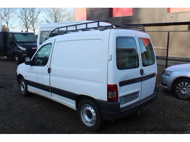 Lichte vrachtwagen citroen berlingo, benzine, 1360cm³, 55kw, 1e inschr 11/04/06, vf7gbkfwc9420853, 95868km,co²-uitstoot ng, euro4, kentekenbewijs, gelijkvormigheidsattest,keuring tot 28/04/25, 2sleutels - afbeelding 16 van  20