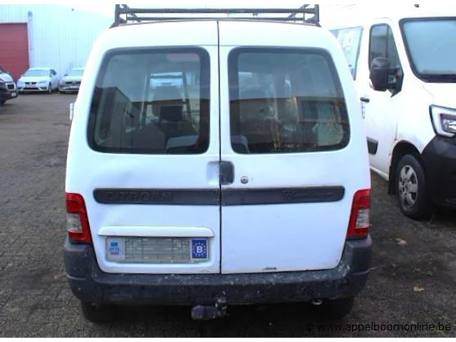 Lichte vrachtwagen citroen berlingo, benzine, 1360cm³, 55kw, 1e inschr 11/04/06, vf7gbkfwc9420853, 95868km,co²-uitstoot ng, euro4, kentekenbewijs, gelijkvormigheidsattest,keuring tot 28/04/25, 2sleutels - afbeelding 17 van  20