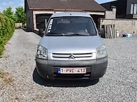 Lichte vrachtwagen citroen berlingo, type gbwjyb, ch.nr. vf7gbwjyb94123175, (start niet, slot kapot) (sleutel , boorddocumenten: inschrijvingsbewijs deel i en gelijkvormigheidsattest) (1) - afbeelding 4 van  24