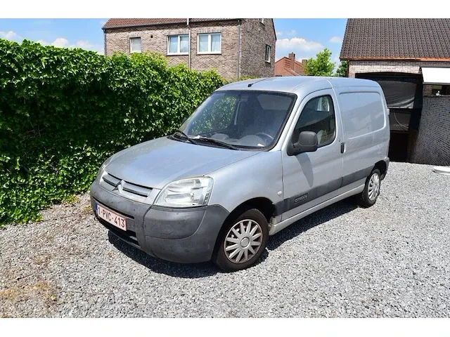 Lichte vrachtwagen citroen berlingo, type gbwjyb, ch.nr. vf7gbwjyb94123175, (start niet, slot kapot) (sleutel , boorddocumenten: inschrijvingsbewijs deel i en gelijkvormigheidsattest) (1) - afbeelding 1 van  24