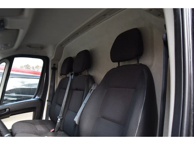 Lichte vrachtwagen citroen jumper (2019 - vf7 yc2 mfb 12 l93 994) - afbeelding 6 van  22