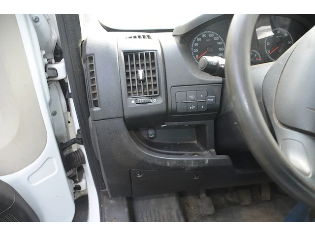 Lichte vrachtwagen citroen jumper met dubbele cabine en open laadbak, type: y, variant: ydumg, versie: ydumgc/dyl, chassisnummer: vf7ydumgc12309149, bouwjaar: 13/11/2012 met sleutel en boorddocumenten, werking onbekend - afbeelding 10 van  34