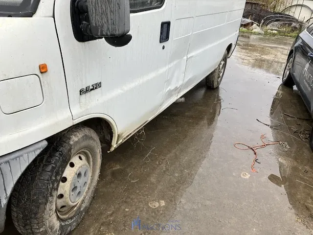 Lichte vrachtwagen citroen jumper - afbeelding 13 van  14