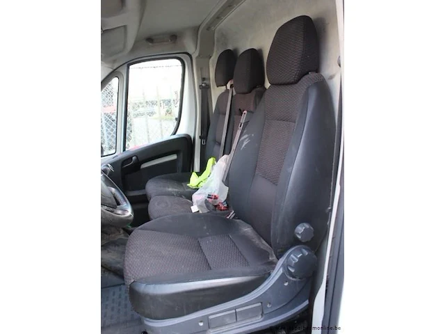 Lichte vrachtwagen citroen jumper,diesel, cm³ ng, kw ng, 1e inschr ng, vf7ycbnfc12p87135, 122137km, co²-uitstoot ng, euro ng, zonder boorddocumenten, 1sleutel - afbeelding 13 van  21