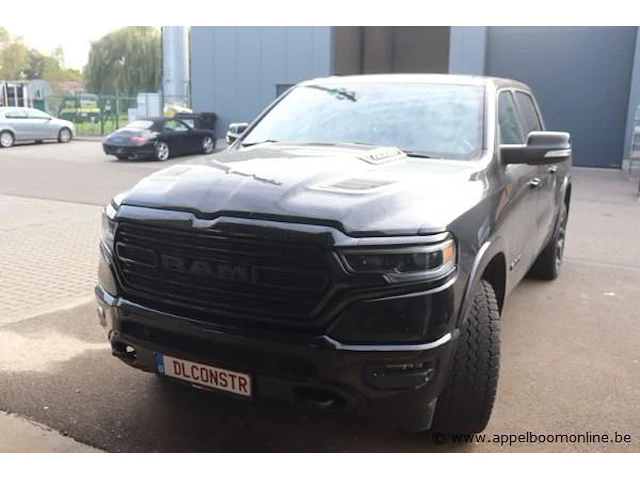 Lichte vrachtwagen dodge ram, datum 1ste inschrijving 6/11/2020, chassisnummer 1c6srfht2ln283483, lpg/benzine km-stand 76.960 - afbeelding 1 van  12