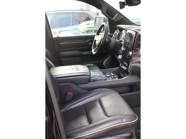 Lichte vrachtwagen dodge ram, datum 1ste inschrijving 6/11/2020, chassisnummer 1c6srfht2ln283483, lpg/benzine km-stand 76.960 - afbeelding 11 van  12