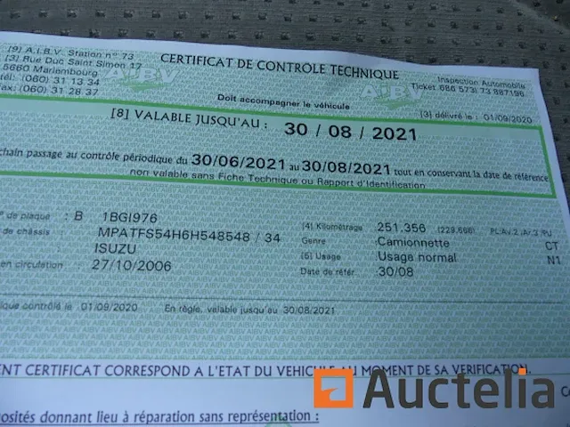Lichte vrachtwagen dubbele cabine isuzu rodeo 2.5 4wd (2006-251.356 km) - afbeelding 11 van  31