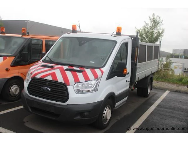 Lichte vrachtwagen ford transit, datum 1ste inschrijving 13/6/2016, chassisnummer wf0dxxttgdgb56315, km-stand 39.050 - afbeelding 1 van  20