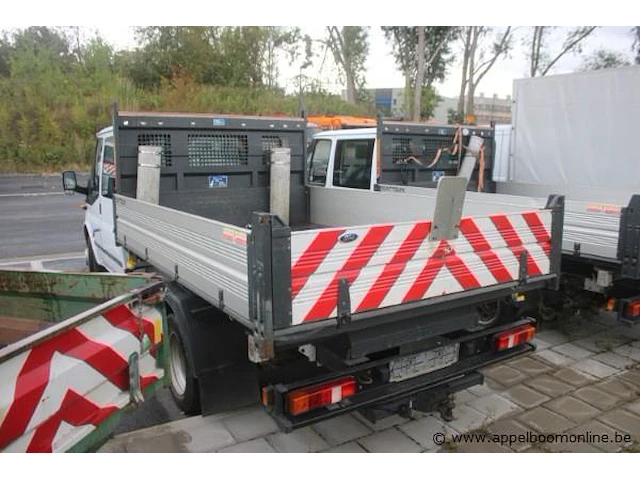 Lichte vrachtwagen ford transit, dubbel cabine, datum 1ste inschrijving 17/06/2013, km-stand 51,240, chassisnummerwf0nxxttfnct23668 - afbeelding 10 van  15