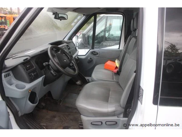 Lichte vrachtwagen ford transit, dubbel cabine, datum 1ste inschrijving 17/06/2013, km-stand 51,240, chassisnummerwf0nxxttfnct23668 - afbeelding 12 van  15