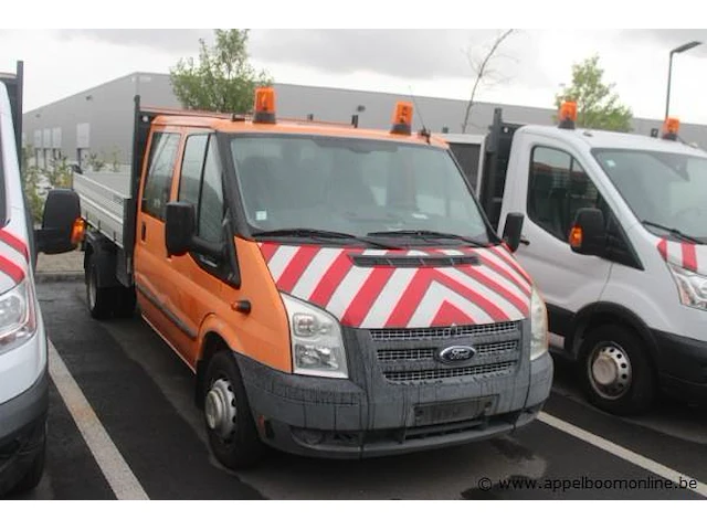 Lichte vrachtwagen ford transit, dubbel cabine, datum 1ste inschrijving 2/7/2013, chassisnummer wf0nxxttfncy70111, km-stand 32.783 - afbeelding 10 van  16