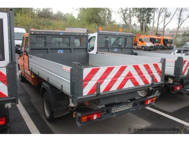 Lichte vrachtwagen ford transit, dubbel cabine, datum 1ste inschrijving 2/7/2013, chassisnummer wf0nxxttfncy70111, km-stand 32.783 - afbeelding 12 van  16