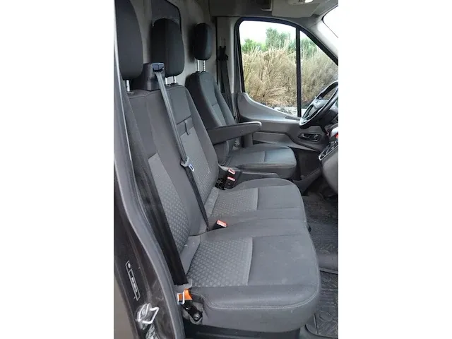 Lichte vrachtwagen ford transit, type fcd, variant bkfb1acx, versie f3fgcsaacafwc, ch.nr. wf0exxttrell34145, bouwjaar 16.02.2021, 4 zomerbanden michelin (sleutel en alle boorddocumenten) (20,23) - afbeelding 8 van  45