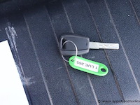 Lichte vrachtwagen iveco 35s, datum1ste inschrijving 7/12/2015, chassisnummer zcgfc335ax05066039, 55410km, euro vi, cng, c02 247, kenteken i+ii, gelijkvormigheidssattest - afbeelding 8 van  16