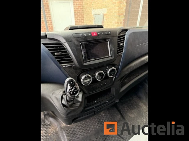 Lichte vrachtwagen iveco daily 31-180 himatic (2019 - zcf c33 5d0 05 293 704) - afbeelding 16 van  49