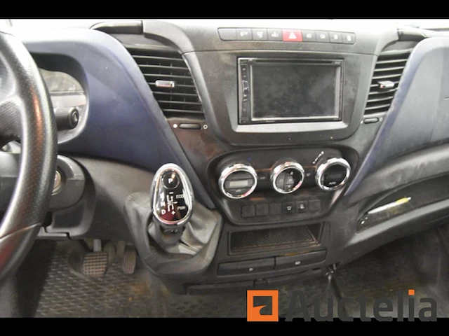 Lichte vrachtwagen iveco daily 31-180 himatic (2019 - zcf c33 5d0 05 293 704) - afbeelding 17 van  49