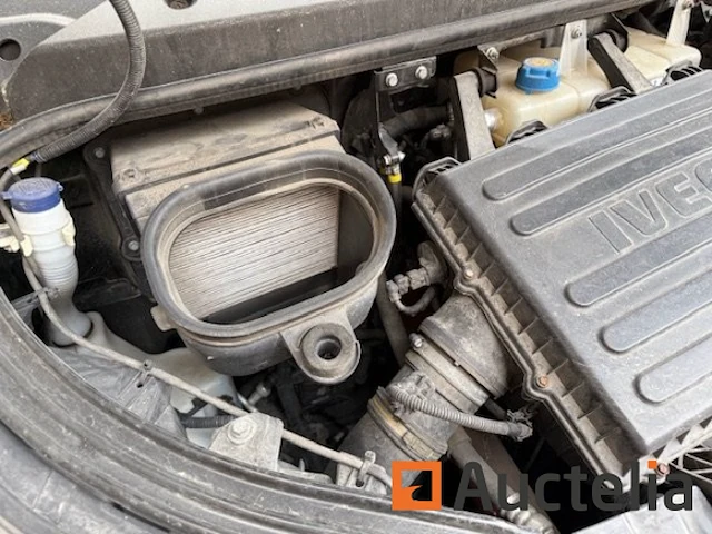 Lichte vrachtwagen iveco daily 31-180 himatic (2019 - zcf c33 5d0 05 293 704) - afbeelding 25 van  49