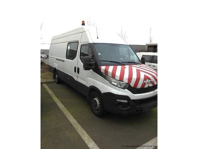 Lichte vrachtwagen iveco daily 35s14n, cng, 2998cm³, 100kw, 1e inschr 07/12/15, zcfc335a6066040, 45820km, co²-uitstoot 247g/km,euro vi,kenteken i+ii,gelijkvormigheidsattest, keuring tot 11/12/24, 2sleutels - afbeelding 3 van  19