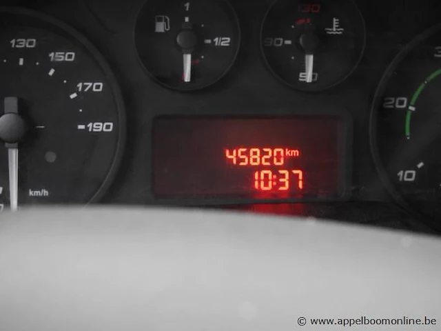 Lichte vrachtwagen iveco daily 35s14n, cng, 2998cm³, 100kw, 1e inschr 07/12/15, zcfc335a6066040, 45820km, co²-uitstoot 247g/km,euro vi,kenteken i+ii,gelijkvormigheidsattest, keuring tot 11/12/24, 2sleutels - afbeelding 15 van  19