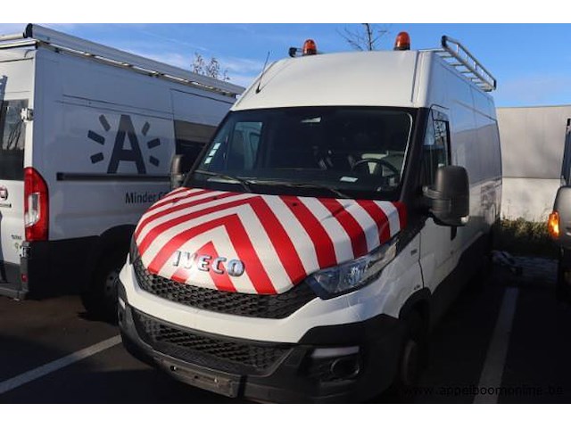 Lichte vrachtwagen iveco fd11c2c, datum 1ste inschrijving 11/9/15, zcfc335a205051325, 35683km, cng, euro vi, kenteken i+ii, gelijkvormigheidsattest - afbeelding 1 van  15